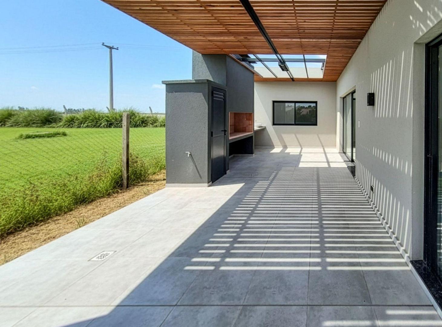 Foto de VENTA CASA 3 DORMITORIOS EN BARRIO BRISANOVA, imagen 1