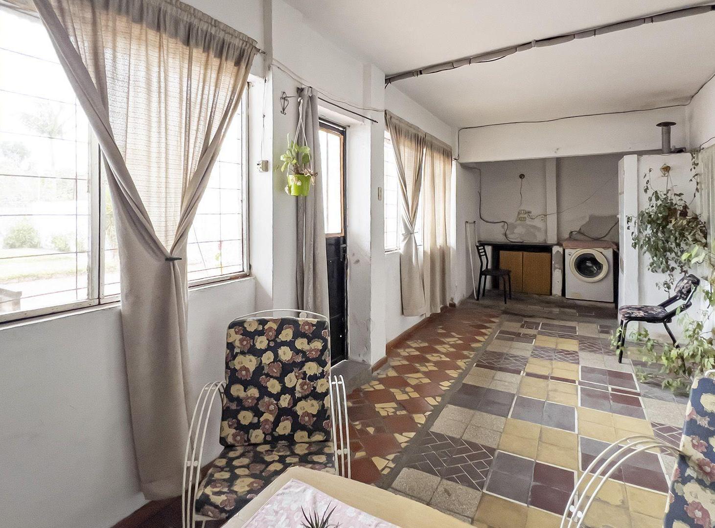 Foto de CASA EN VENTA CON 2 DORMITORIOS Y GRAN PATIO, imagen 5