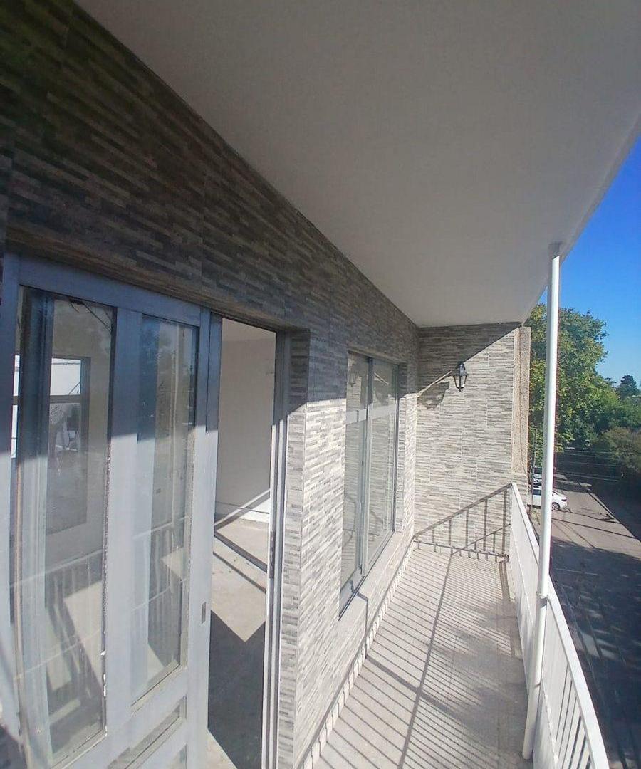 Foto de Venta de casa DOS PLANTAS en ARROYITO, imagen 4