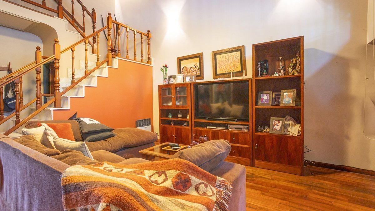 Foto de VENTA/PERMUTA CASA 3 DORMITORIOS-PISCINA-COCHERA, imagen 4