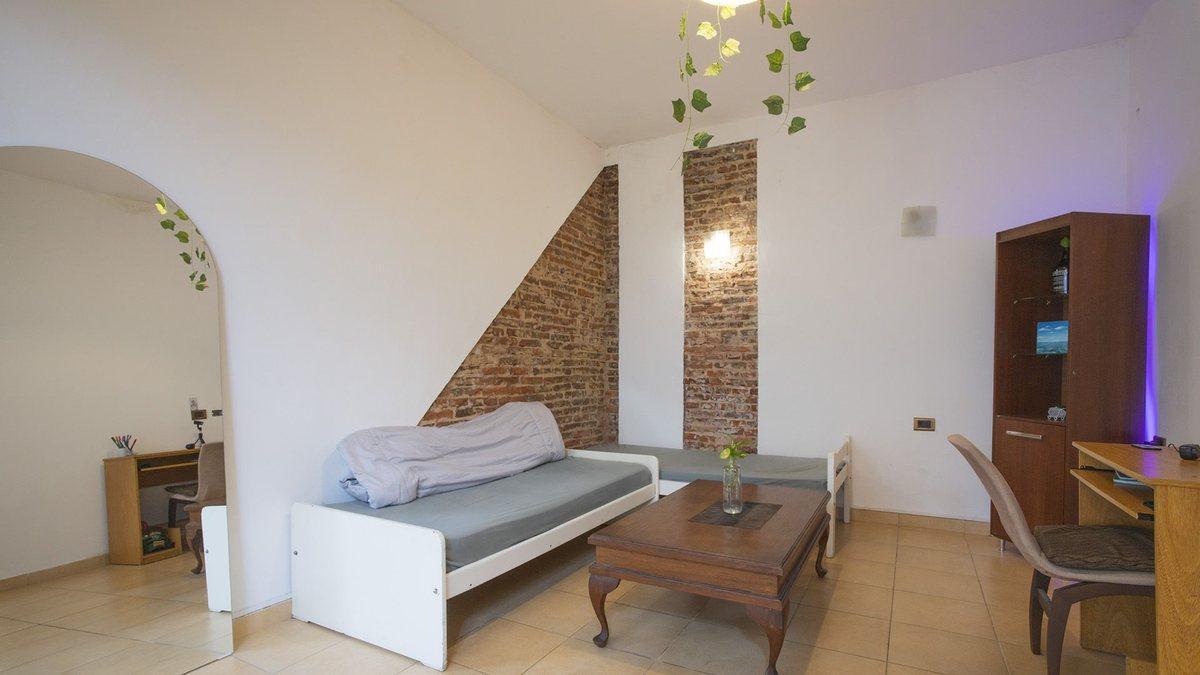 Foto de VENTA PASILLO N0 PH 1 DORMITORIO-TERRAZA-PARRILLA, imagen 2
