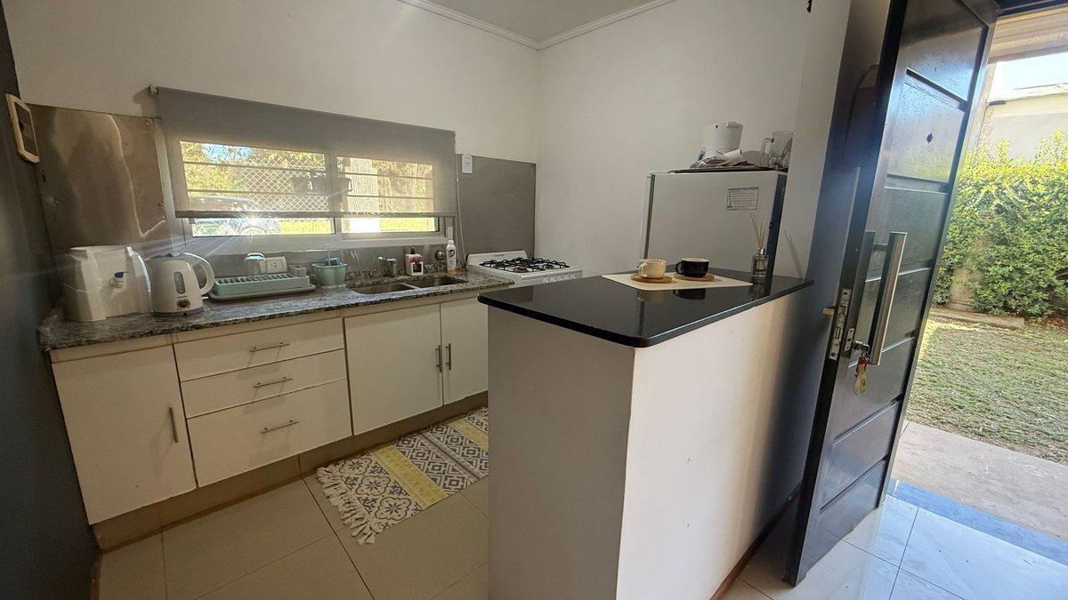 Foto de Venta casa dos dormis con pileta zavalla, imagen 3