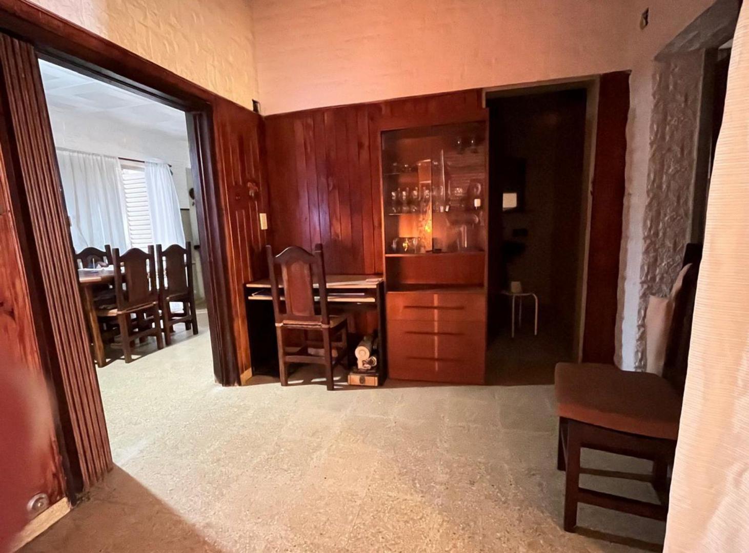 Foto de VENTA CASA DE 3 DORMITORIOS CON COCHERA Y PATIO, imagen 3