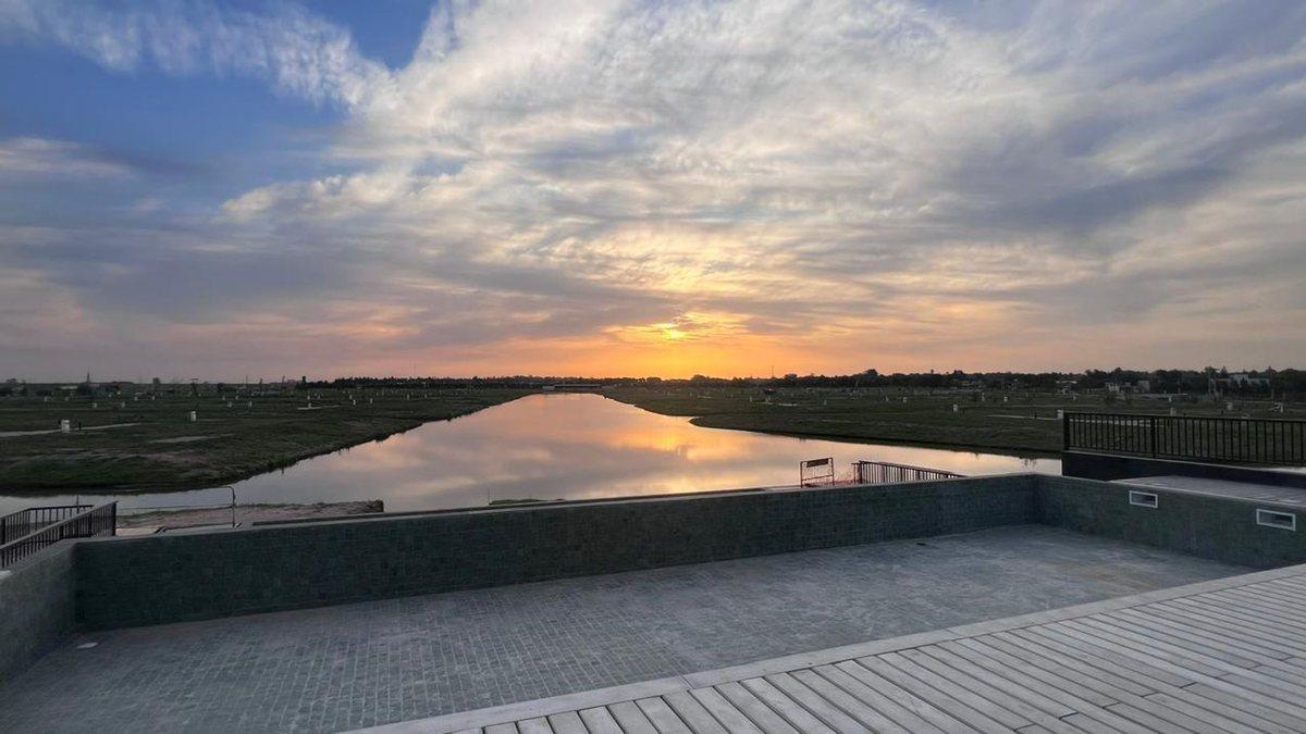 Foto de Venta lote Funes Lakes canal central y otros, imagen 4