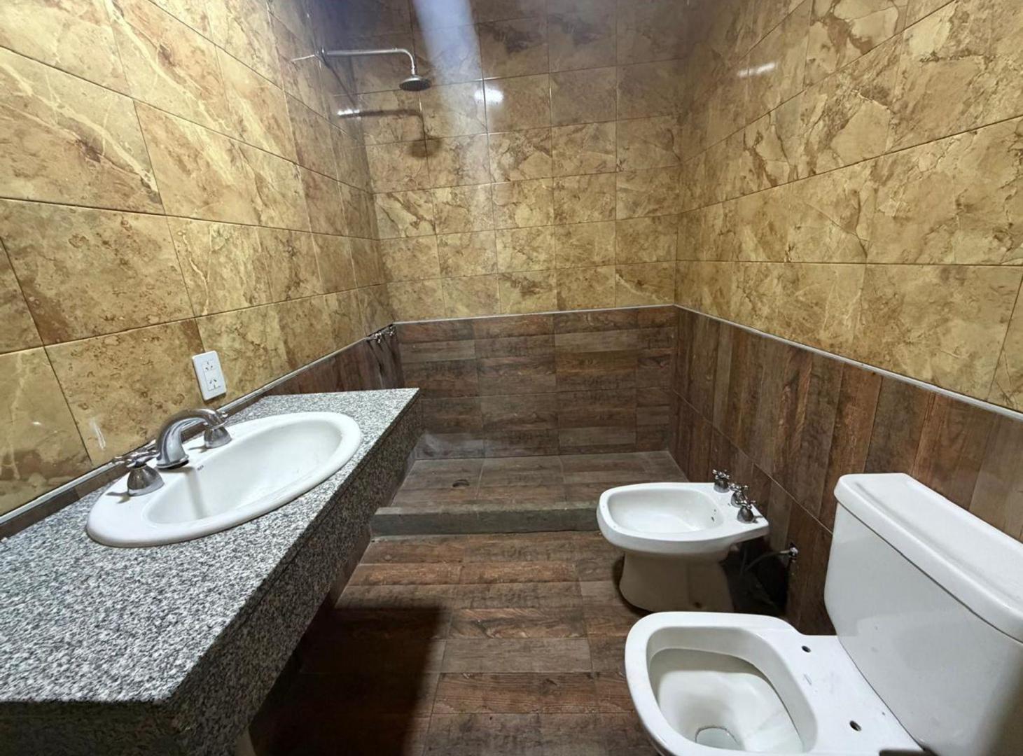 Foto de CASA EN VENTA 3 DORMITORIOS PILETA ROLDAN, imagen 3