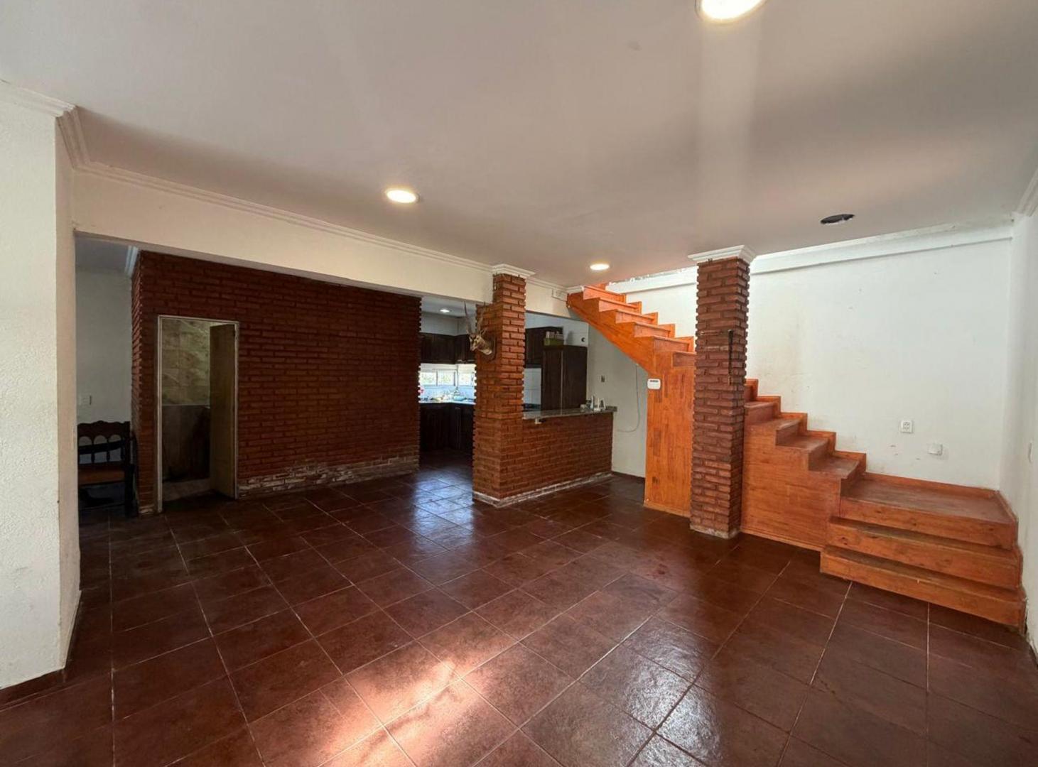 Foto de CASA EN VENTA 3 DORMITORIOS PILETA ROLDAN, imagen 2