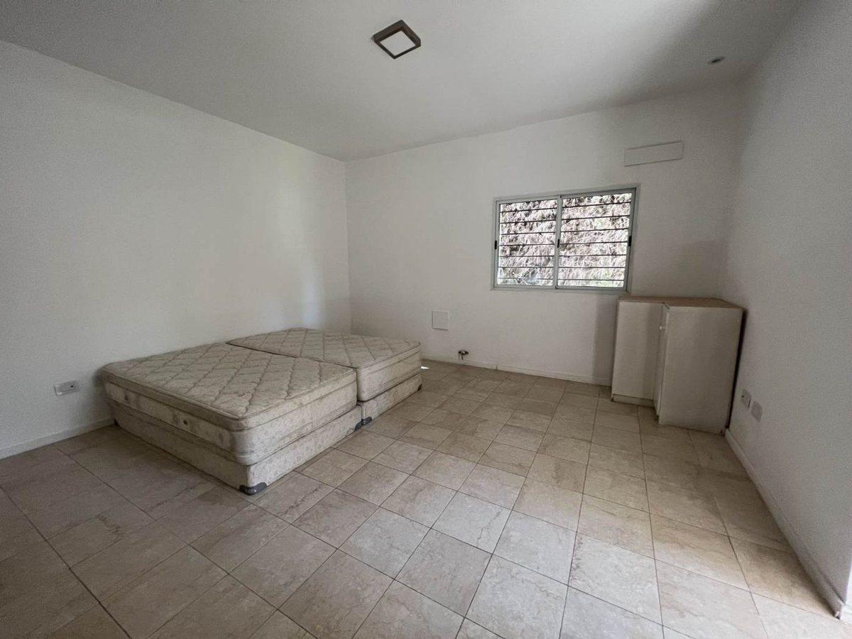 Foto de VENTA CASA 3 DORMIT CON PARQUE, PILETA Y PARRILLA, imagen 2