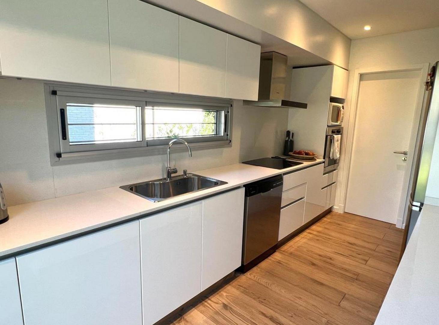 Foto de Venta casa 3 dormitorios Villa Sofia, Fisherton., imagen 1