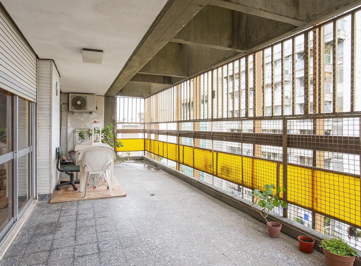 Foto de VENTA PERMUTA 2 DORM. COMODÍN BALCON CENTRO APTO C, imagen 4