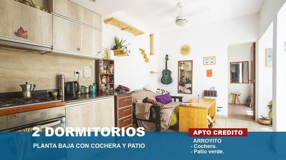 Foto de DEPTO PB DE DOS DORMITORIOS CON COCHERA EN VENTA, imagen 2
