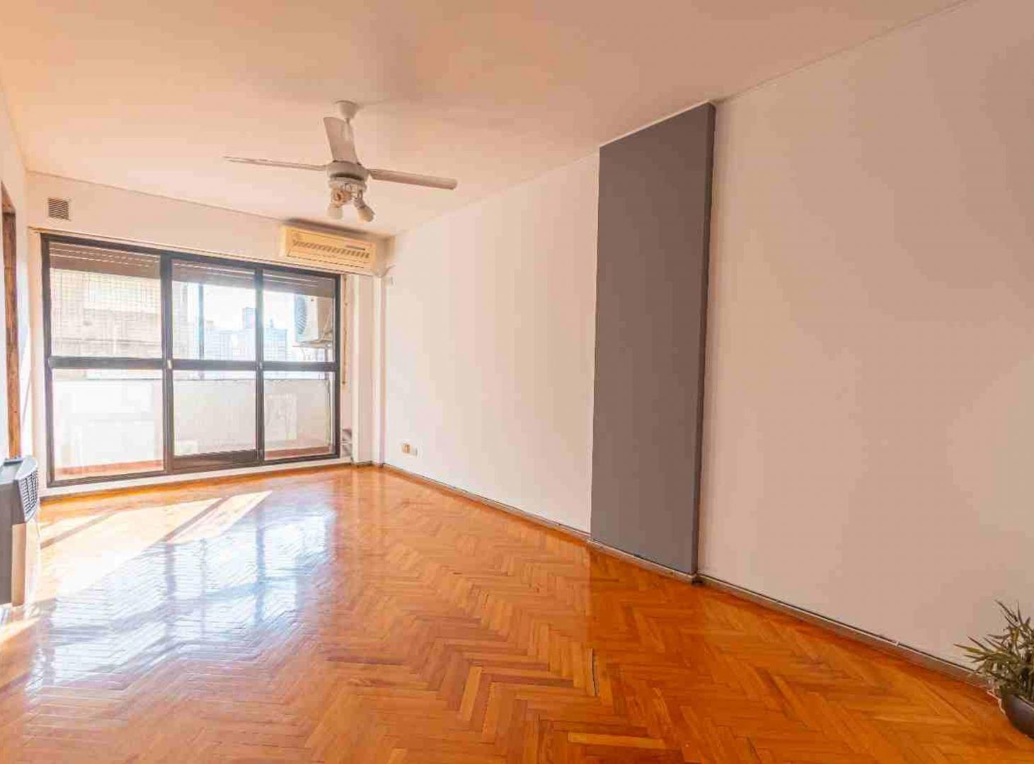 Foto de VENTA DEPARTAMENTO 2 DORM. CON COCHERA, imagen 1