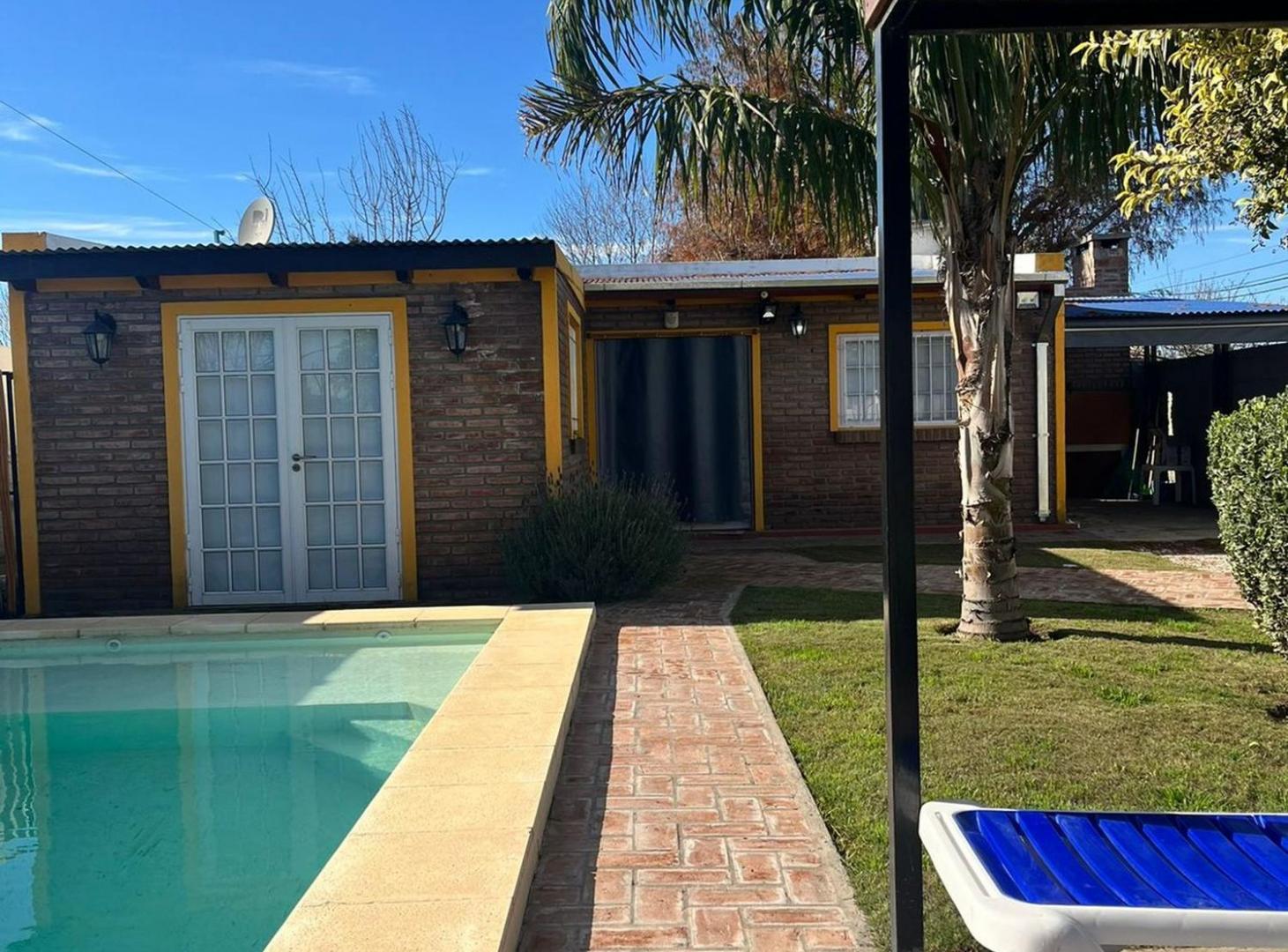 Foto de Casa de 1 dormitorio con pileta en Zavalla, imagen 2