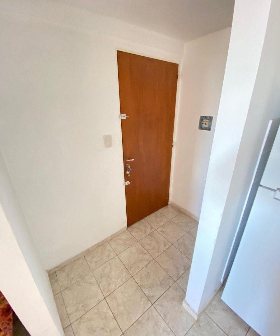 Foto de VENTA DEPARTAMENTO UN DORMITORIO BARRIO ECHESORTU, imagen 2