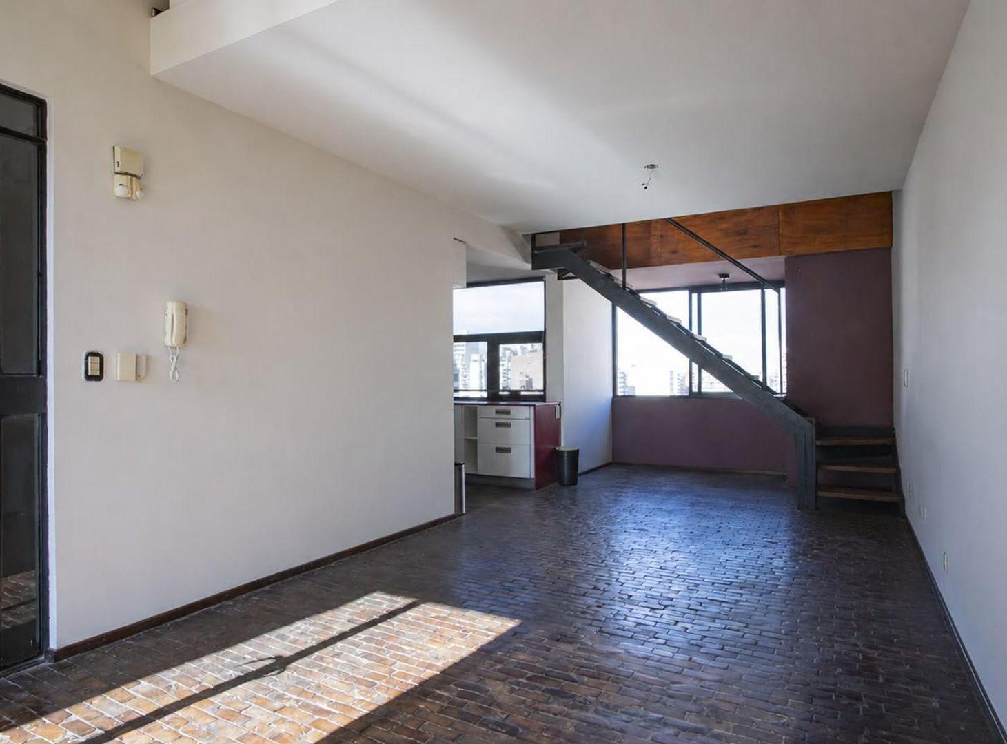 Foto de DUPLEX EN VENTA CON GRAN BALCON Y PARRILLERO. GAS, imagen 4