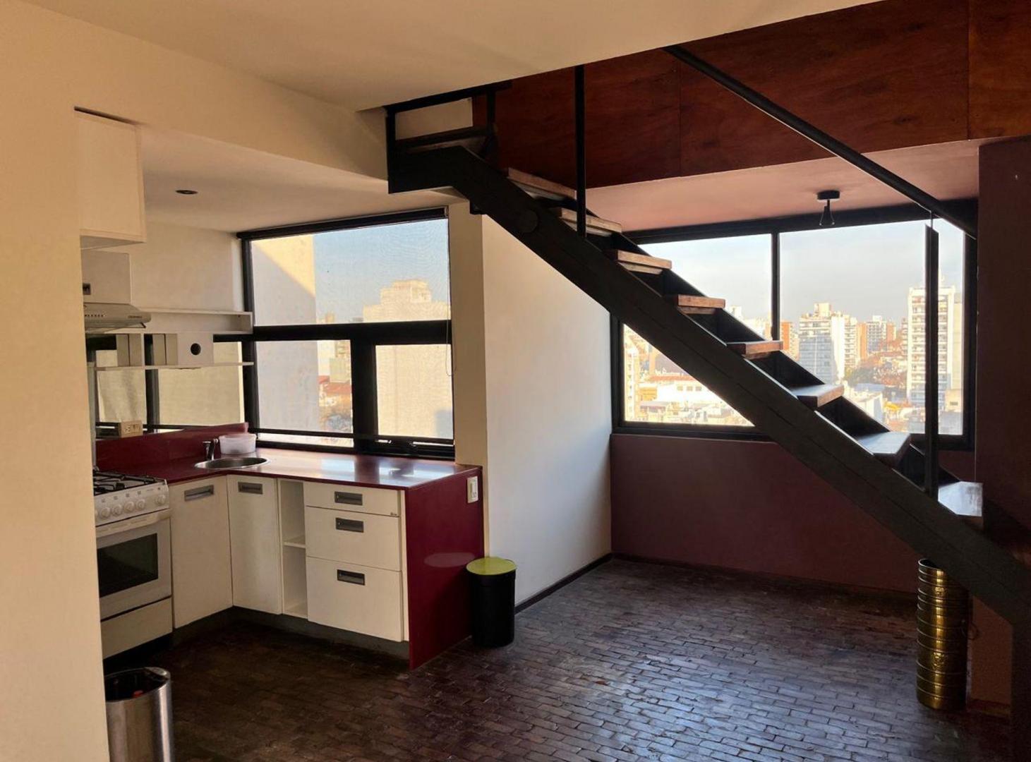 Foto de DUPLEX EN VENTA CON GRAN BALCON Y PARRILLERO. GAS, imagen 2