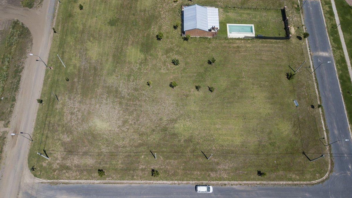 Foto de VENTA DE LOTE DE 378M2 EN LOS PINOS 4, imagen 1