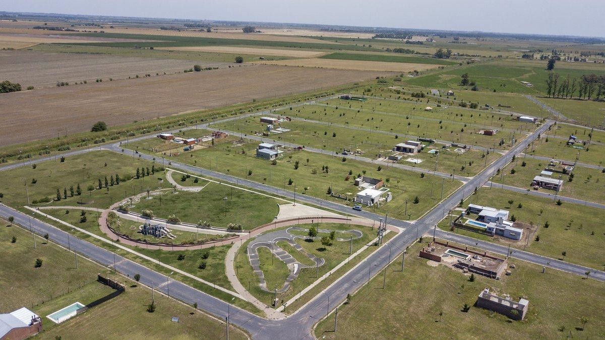Foto de VENTA DE LOTE DE 378M2 EN LOS PINOS 4, imagen 4