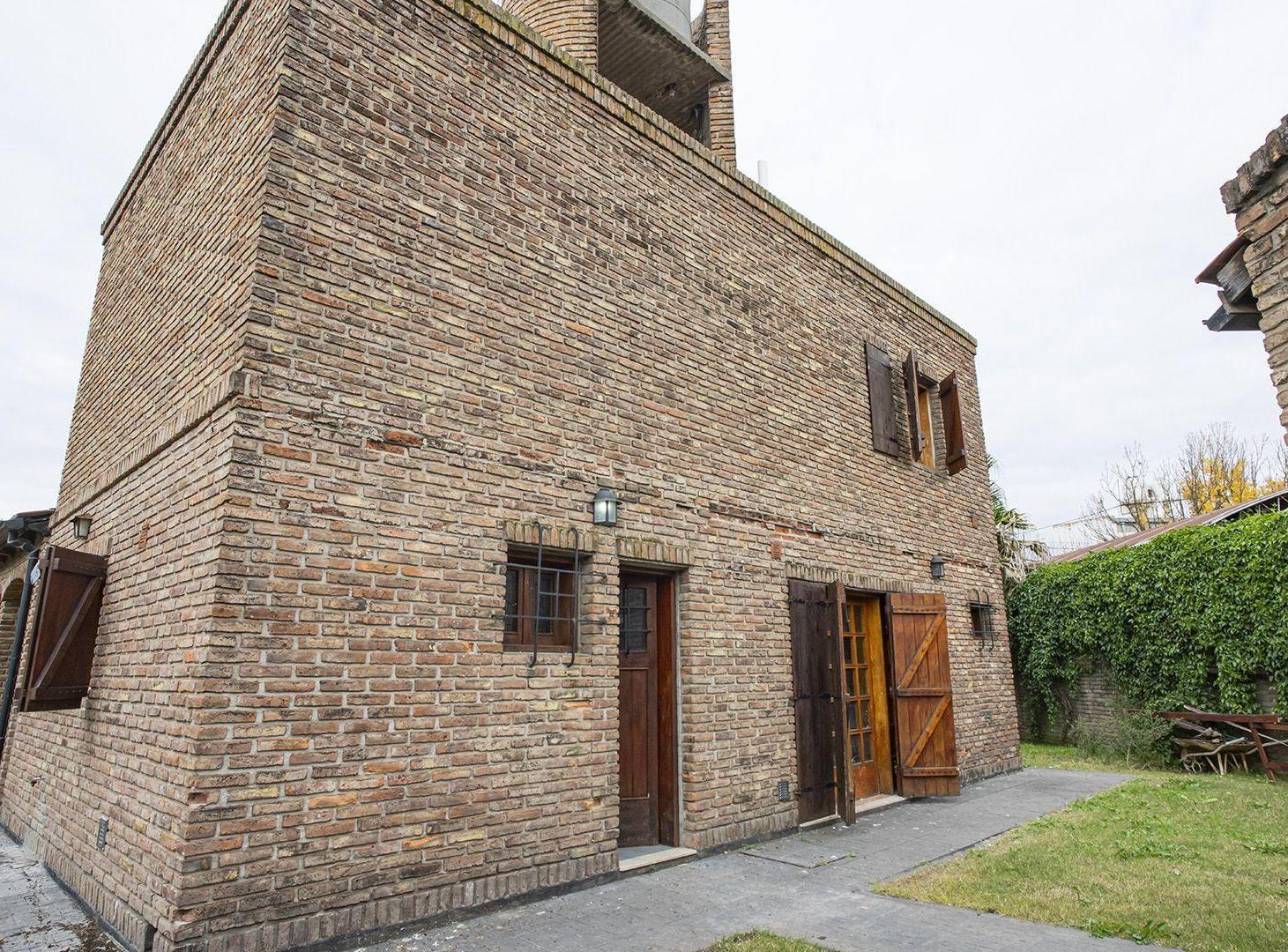 Foto de VENTA CASA 3 DORMITORIOS EN ZAVALLA, imagen 4