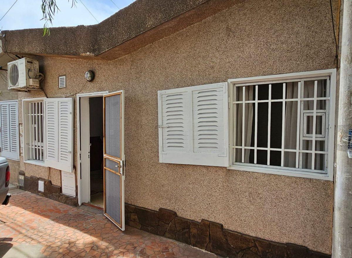 Foto de Casa tres dorm., excelente estado. Barrio Grandoli, imagen 1