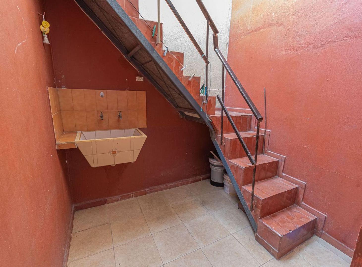 Foto de VENTA PH EN P.A. DE DOS DORMITORIOS Y TERRAZA, imagen 1