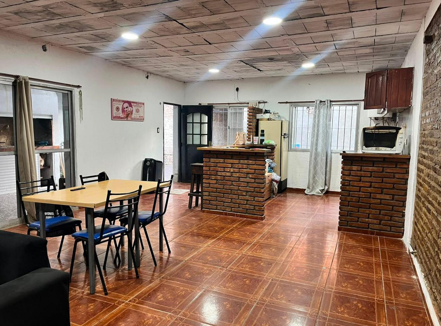 Foto de CASA 3 DORMITORIOS VENTA BARRIO BELGRANO COCHERA, imagen 4