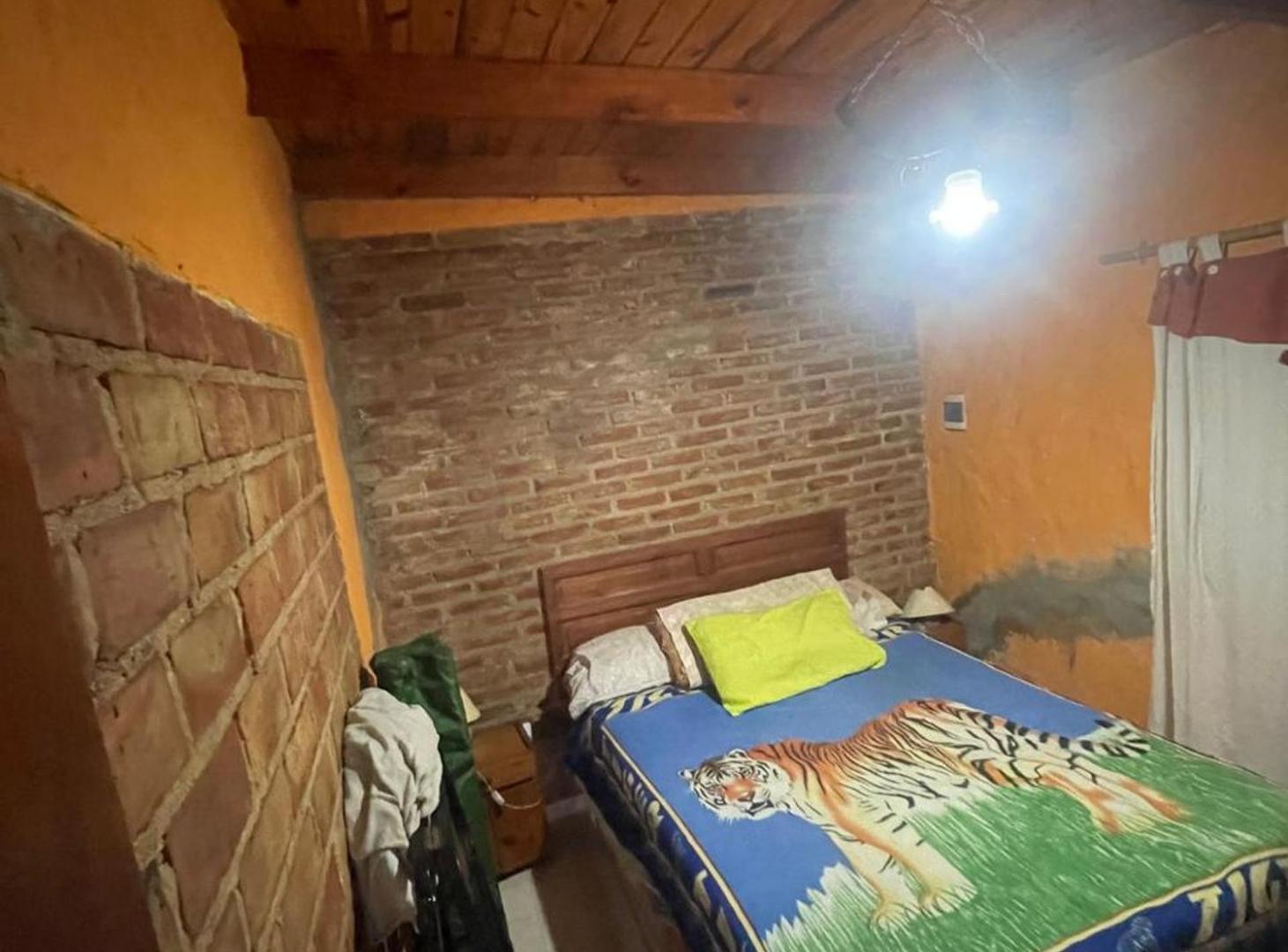 Foto de VENTA DE CASA CON GALERIA Y PILETA, ANDINO., imagen 3
