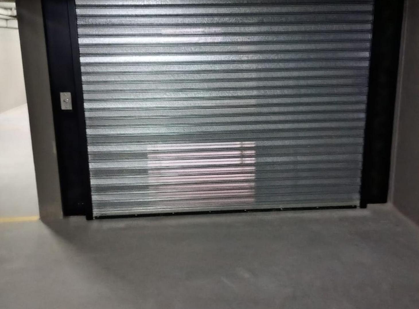 Foto de Venta cochera Edificio 27 de Febrero y Bs As, imagen 3