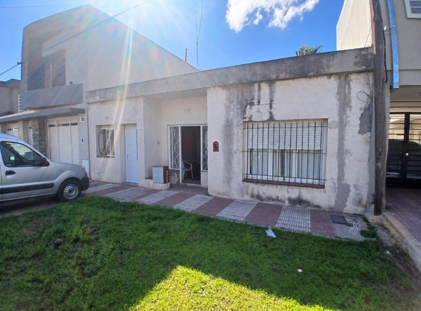 Foto de Casa a la venta en Intendente Rippa 1934 S.Lorenzo, imagen 1