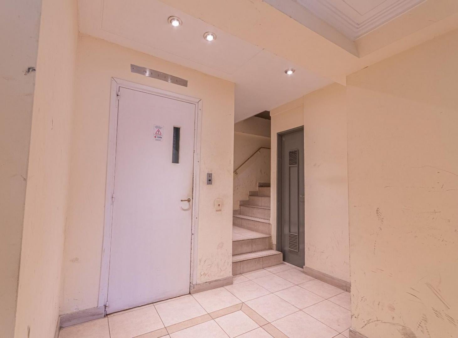 Foto de VENTA DEPARTAMENTO 1 DORMITORIO, ESPAÑA Y HOSPITAL, imagen 3
