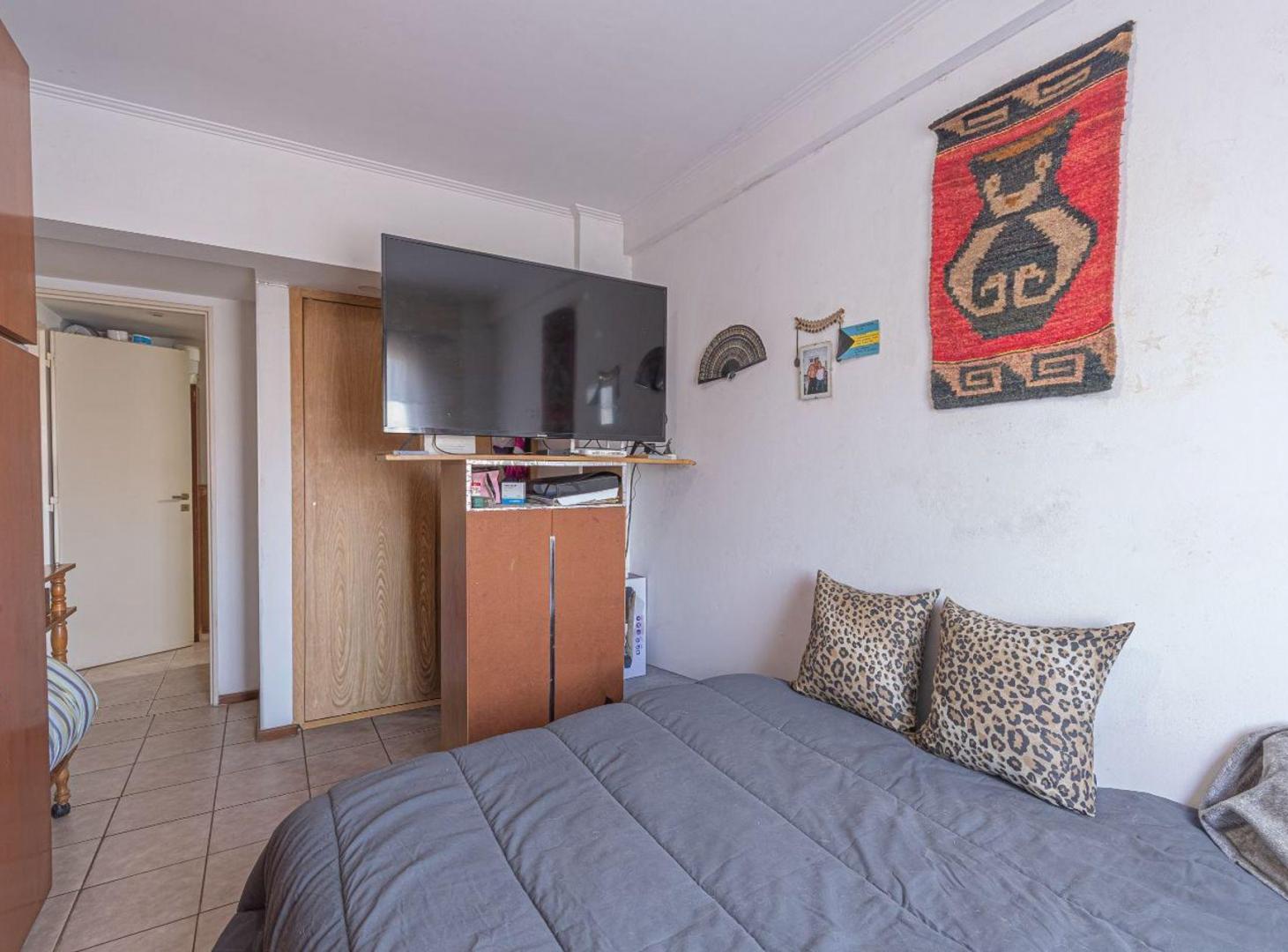 Foto de VENTA DEPARTAMENTO 1 DORMITORIO, ESPAÑA Y HOSPITAL, imagen 2