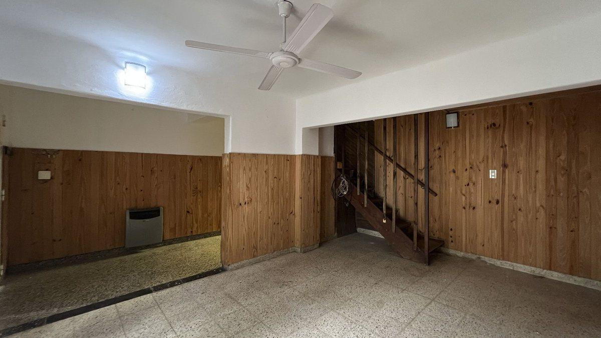 Foto de VENTA CASA 2 DORMITORIOS ZONA SUR QUINCHO COCHERA, imagen 3