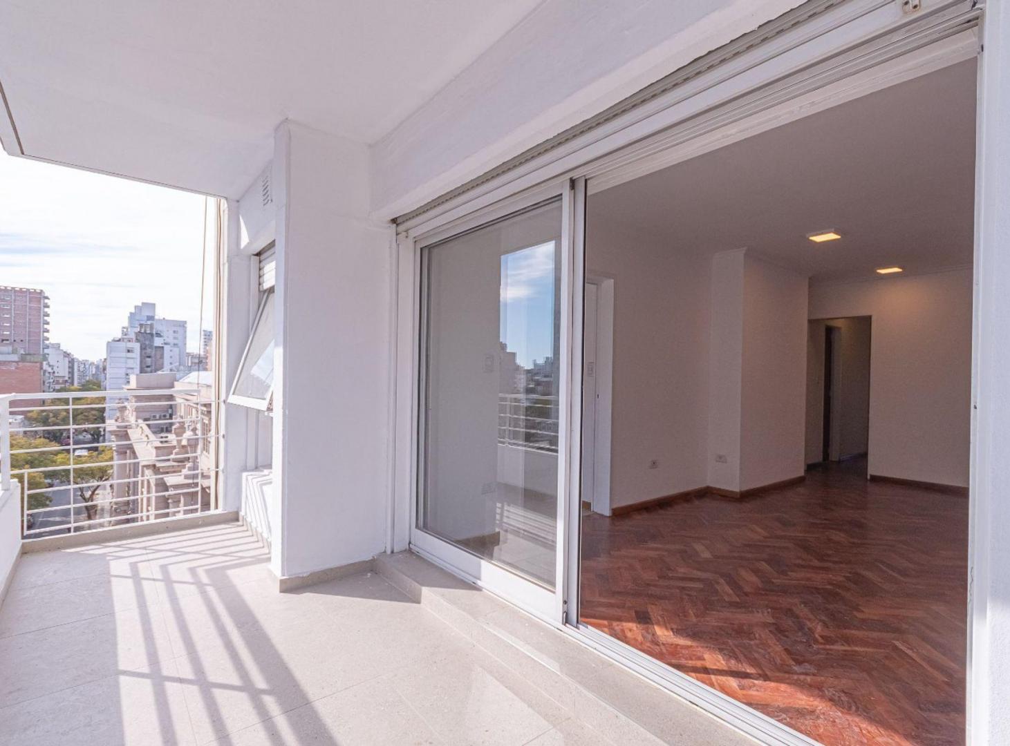 Foto de VENTA DPTO 2 DORMITORIOS C/COCHERA APTO CRÉDITO, imagen 3