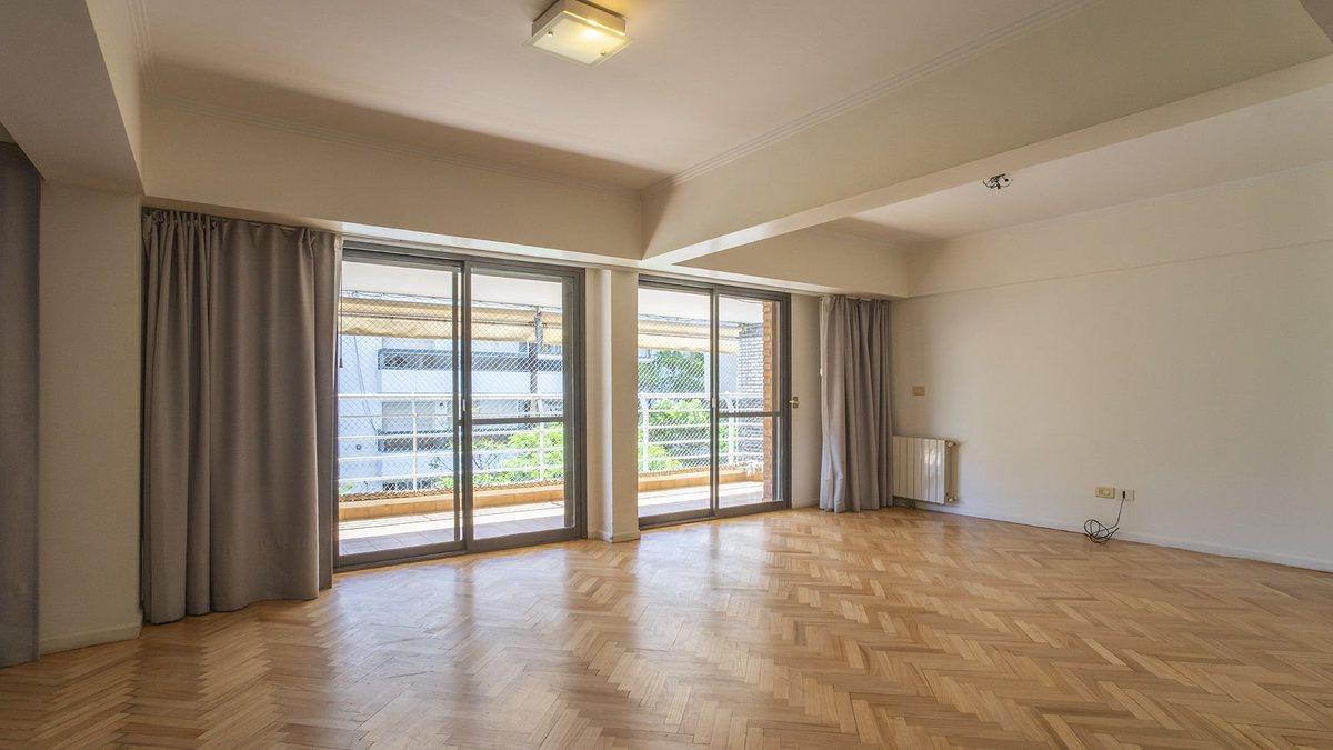 Foto de VENTA DEPARTAMENTO TRES DORMITORIOS Y COMODIN, imagen 1