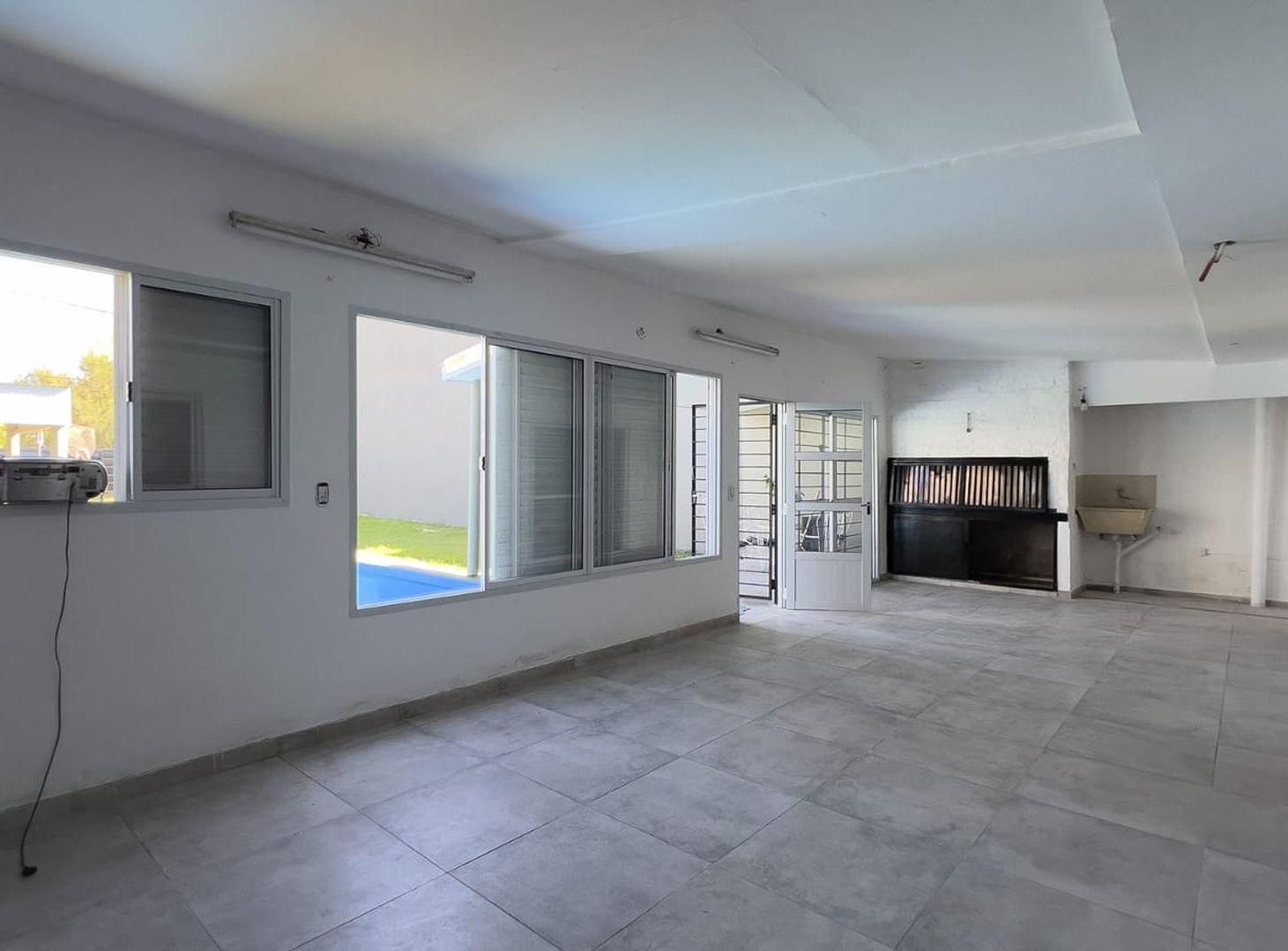 Foto de casa en venta tres ambientes en Las Carolinas, imagen 1