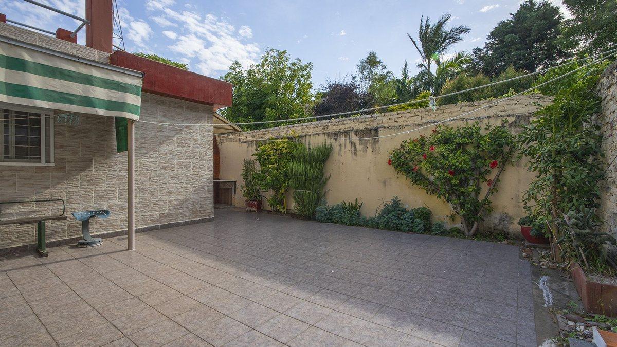 Foto de CASA EN VENTA 3 DORMITORIOS EN ALBERDI, imagen 4