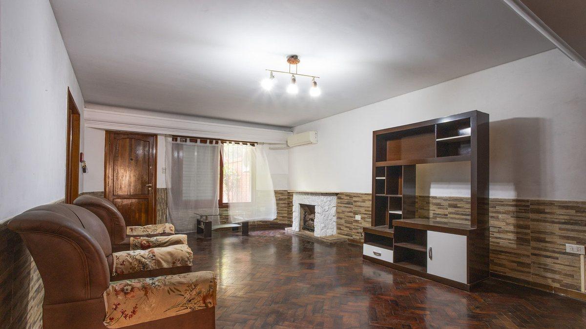 Foto de CASA EN VENTA 3 DORMITORIOS EN ALBERDI, imagen 3
