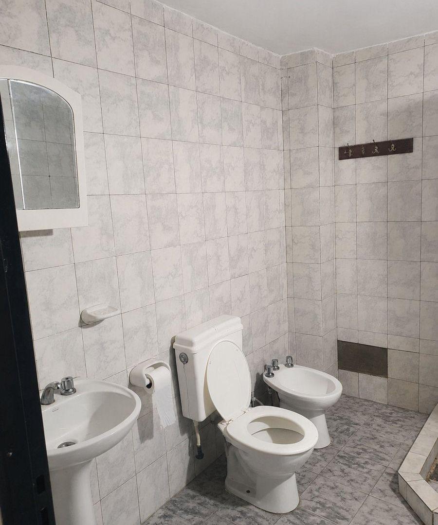 Foto de Casa con 2 Locales Comerciales + Monoambiente, imagen 3