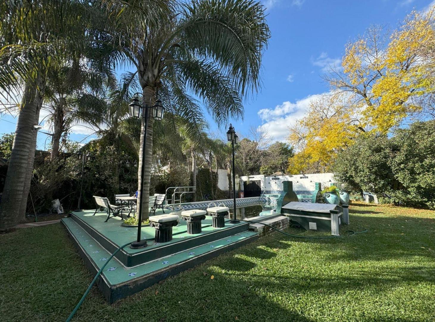 Foto de VENTA CASA 5 DORM. Y PARQUE CON PISCINA EN FUNES, imagen 4