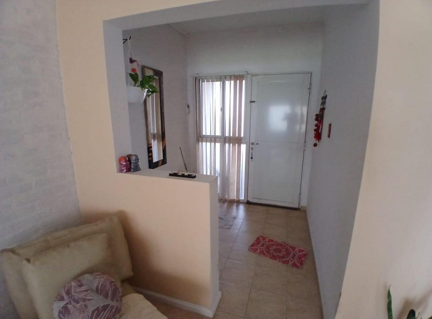 Foto de Moderna casa de 2 dormitorios en Ricardone, imagen 3
