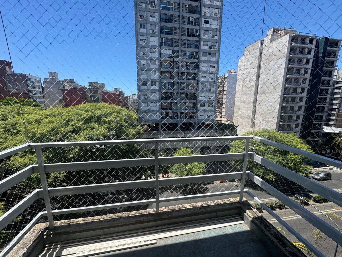 Foto de DEPARTAMENTO EN ALQUILER 3 DORMIS DOS BAÑOS BALCÓN, imagen 3