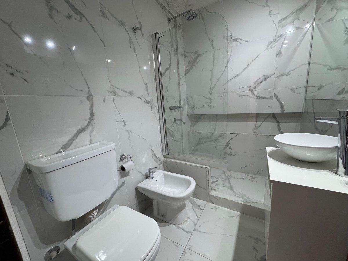 Foto de DEPARTAMENTO EN ALQUILER 3 DORMIS DOS BAÑOS BALCÓN, imagen 2