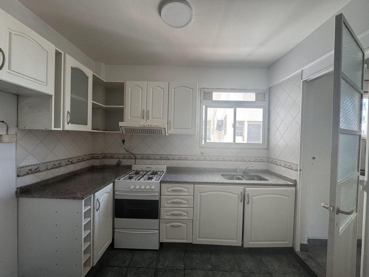 Foto de DEPARTAMENTO EN ALQUILER 3 DORMIS DOS BAÑOS BALCÓN, imagen 4