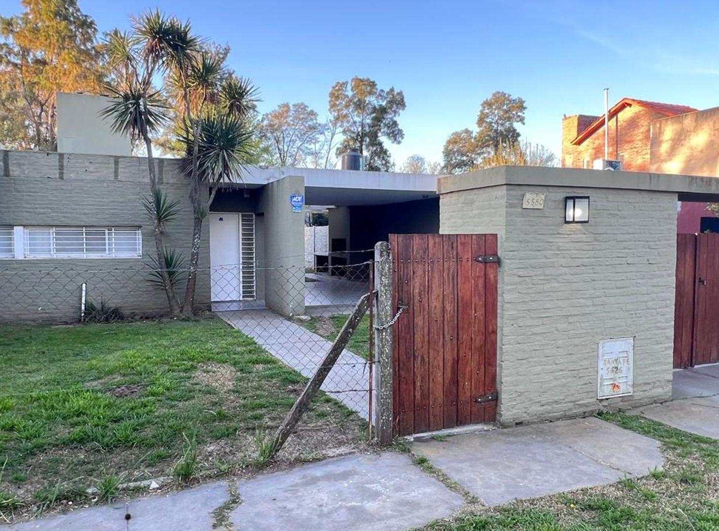 Foto de CASA EN ALQUILER DE 2 DORMIS CON PISCINA Y PARQUE, imagen 1
