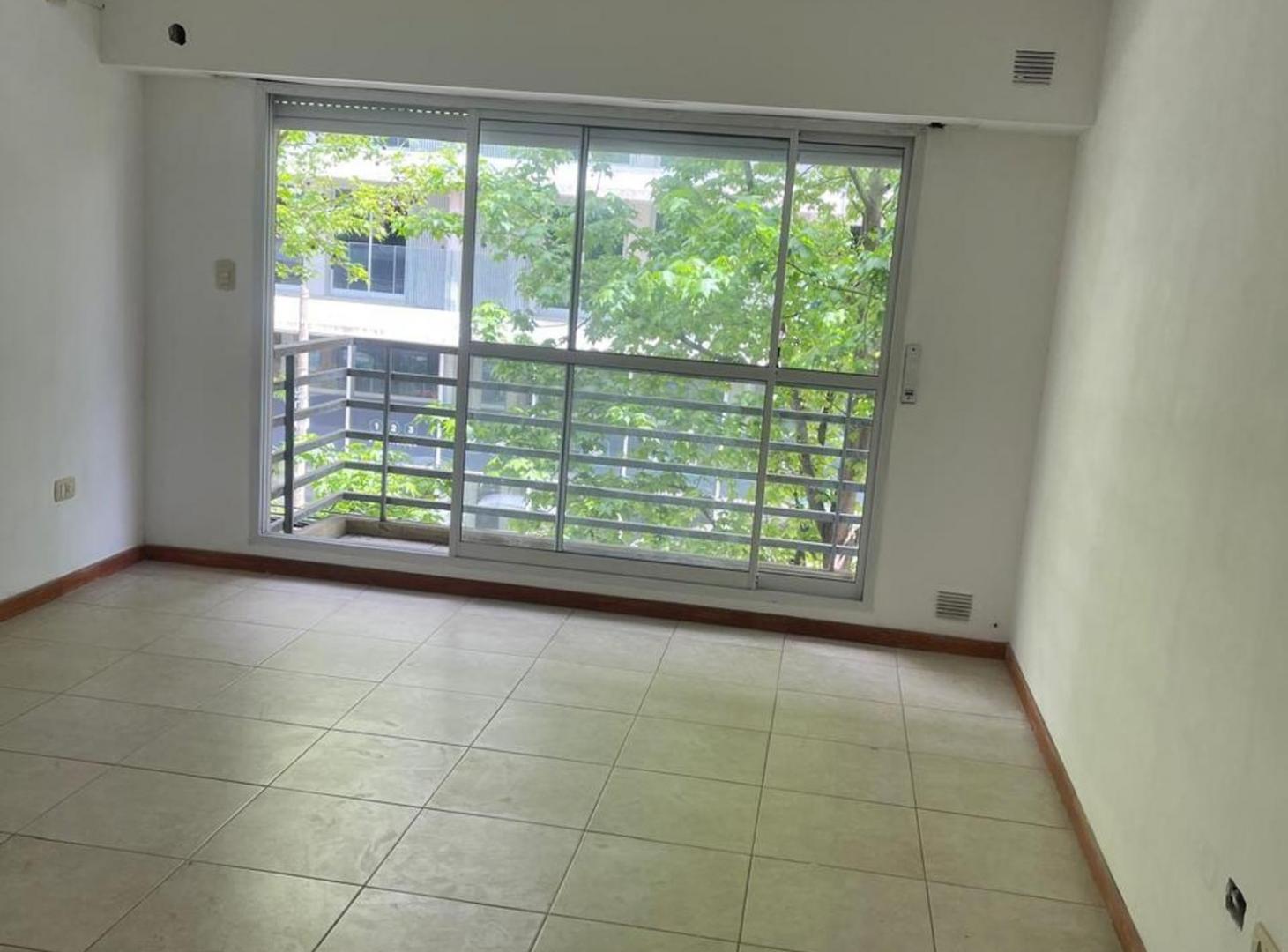 Foto de Alquiler Monoambiente 2piso escalera, imagen 3
