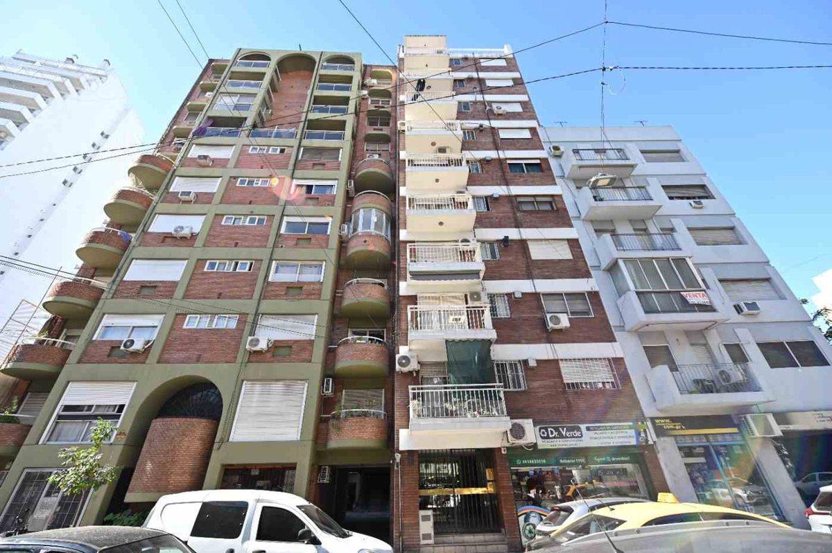 Foto de VENTA DPTO 1 DORMITORIO BALCARCE Y MENDOZA, imagen 1