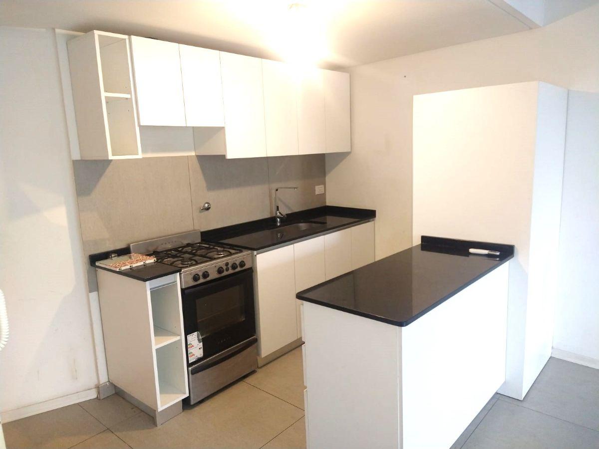 Foto de Venta Depto 2 amb al frente en Versalles, imagen 4