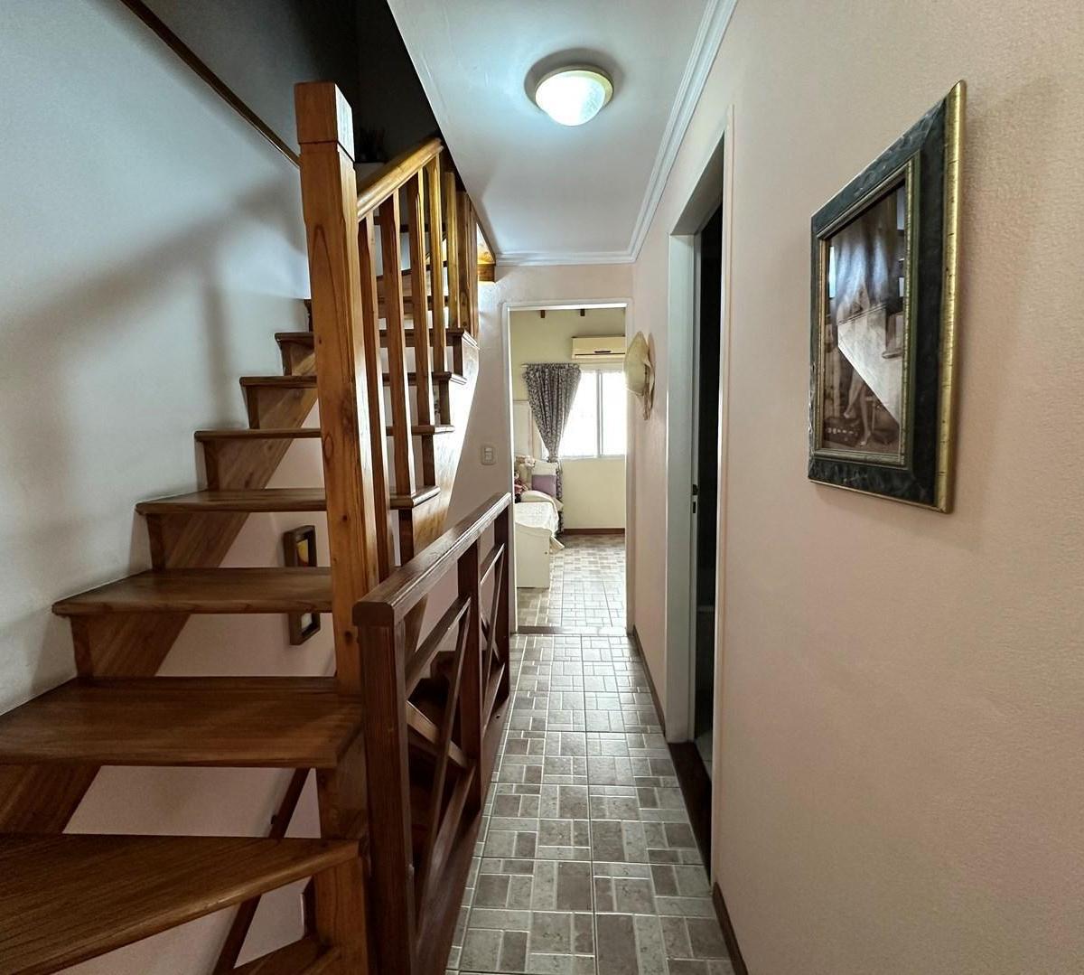 Casa Triplex en Venta en San Miguel, G. B. a. Zona Norte, Argentina 2
