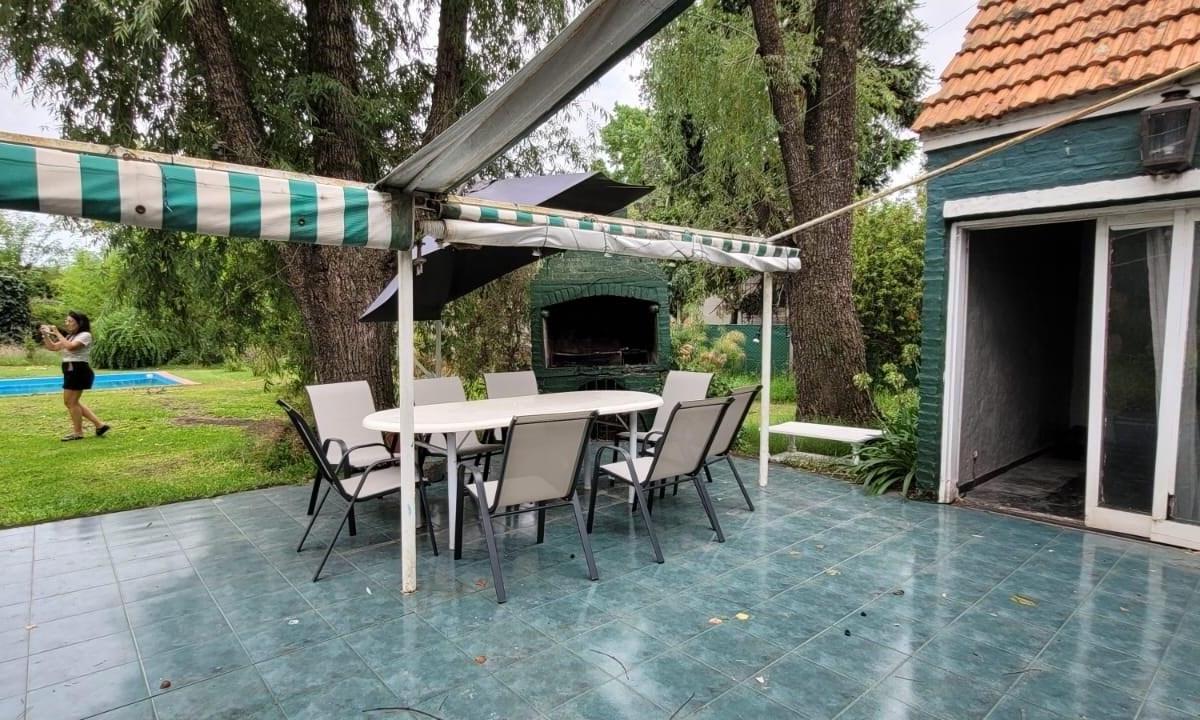 Casa Chalet en Venta en Los Fresnos, San Miguel, G. B. a. Zona Norte 4