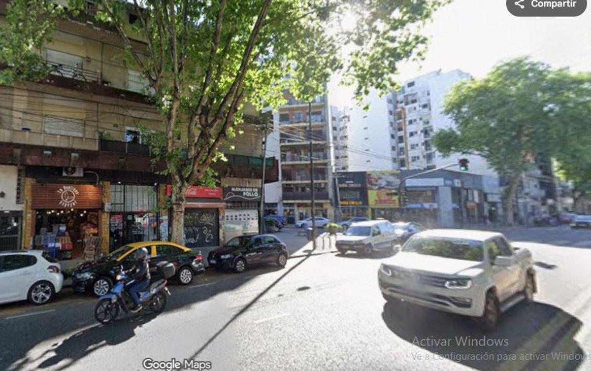 Foto de Único local 26m2 sobre Av. San Mártín casi esquina Espinosa en Villa, imagen 5