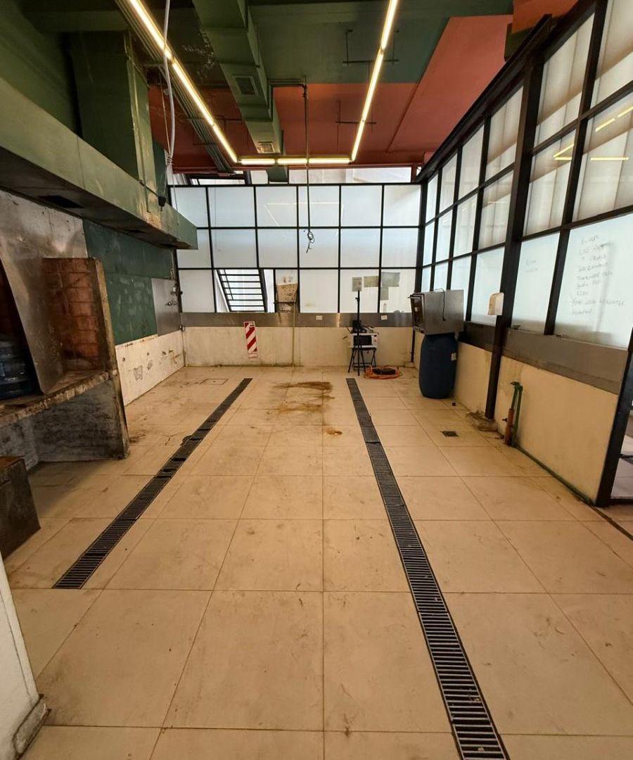 Foto de Unico local comercial en esquina sobre Av. Cramer 3200. 380m2 en Nuñez, imagen 3